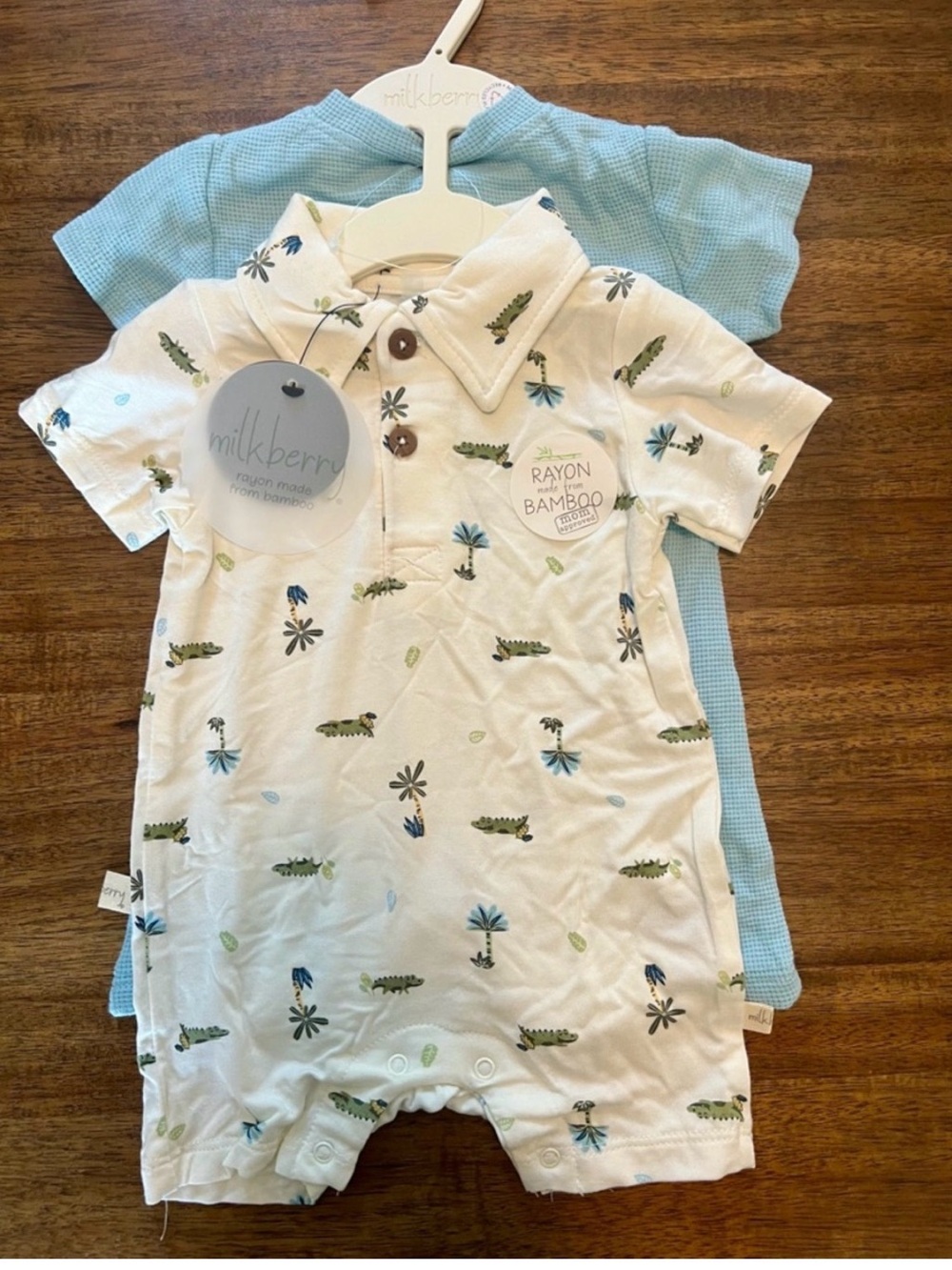 NWT Milkberry Bamboo White & Light Blue Baby
Short Sleeve Romper Set